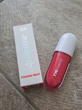Tys Beauty Lip Butter in: Passion Fruit